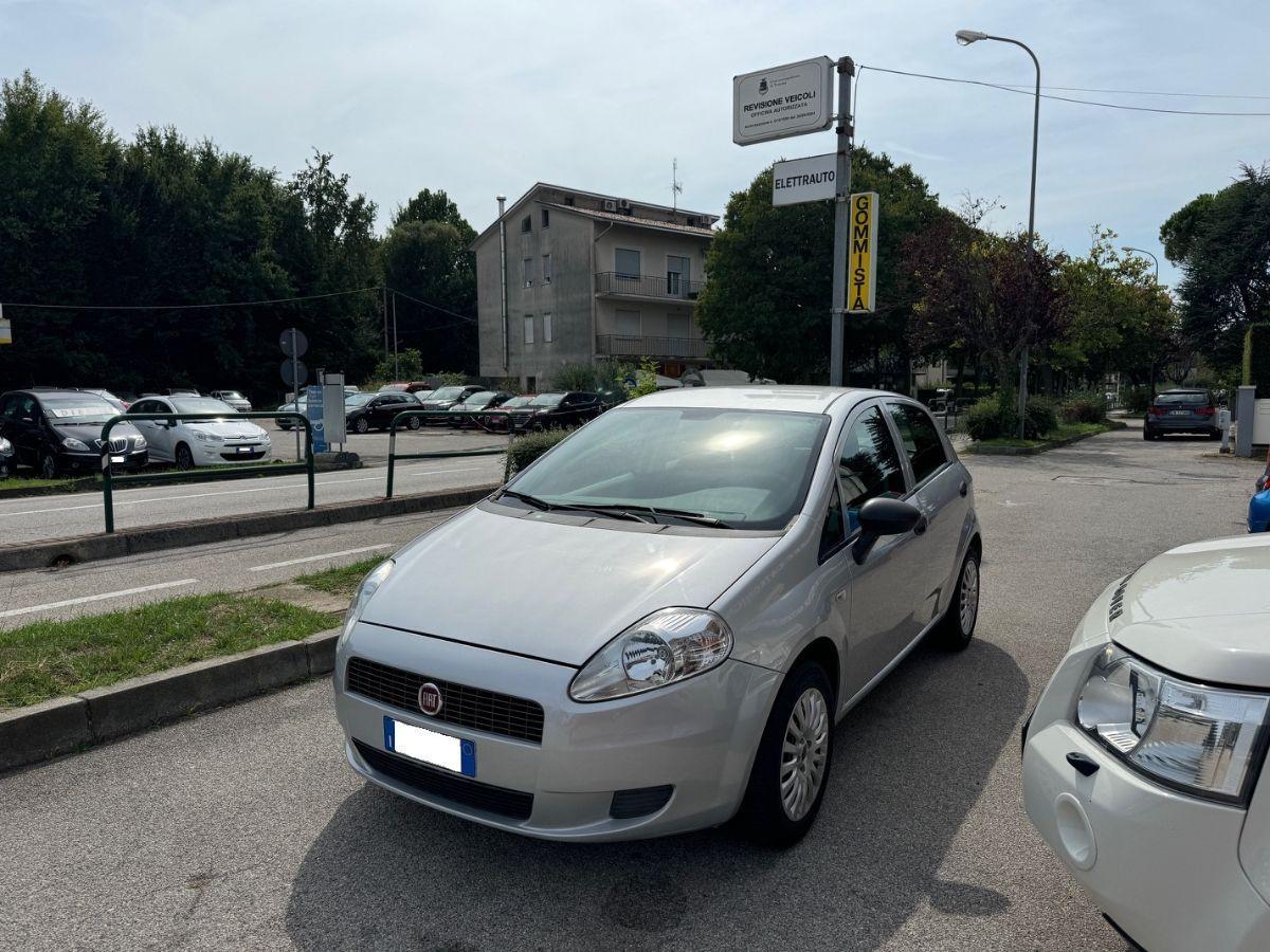 FIAT - Punto - 1.3 MJT II 75 CV 5p. NEOPATENTATI