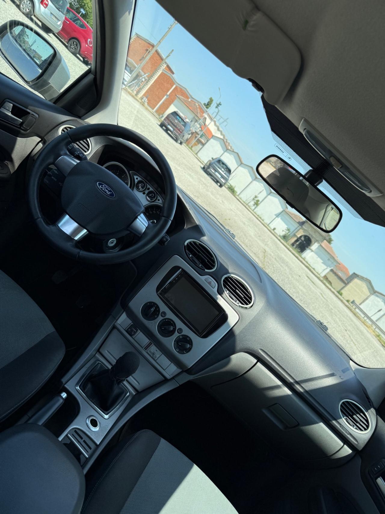 Ford Focus 1.6 (100CV) 5p. Titanium