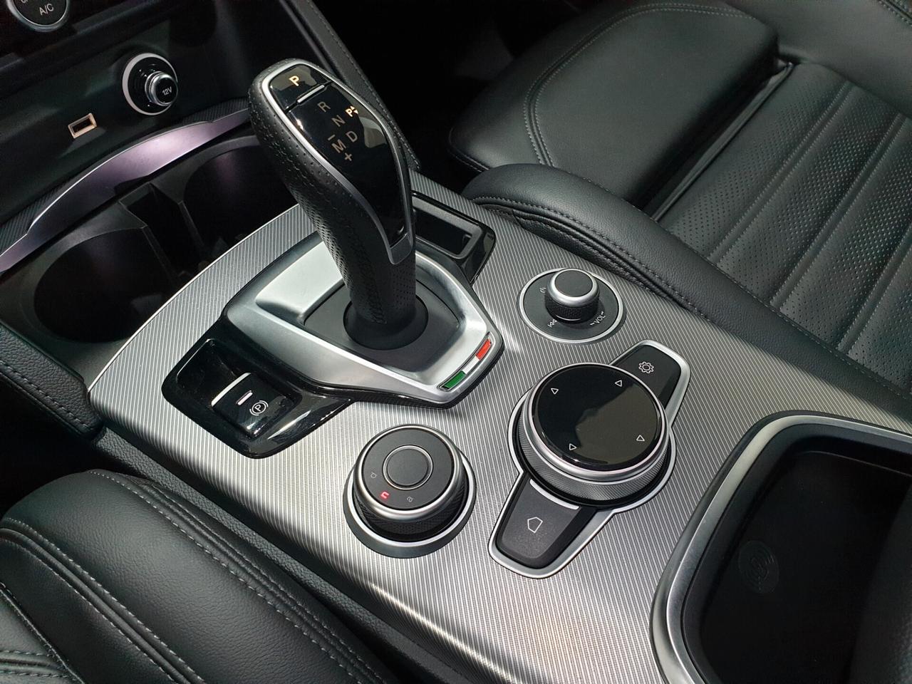 Alfa Romeo Stelvio 2.2 TD 210cv AT8 Q4 Veloce 2022