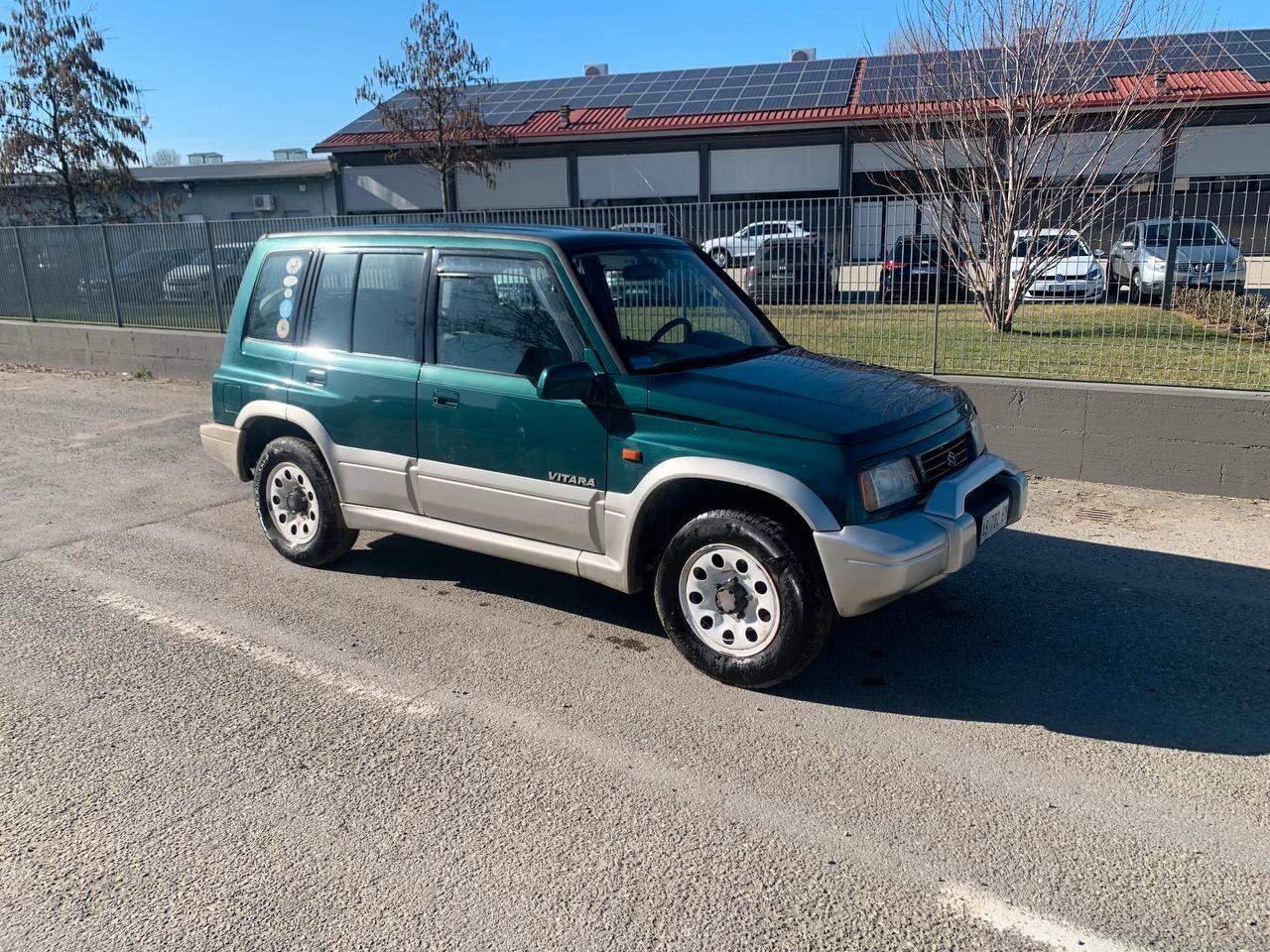 Suzuki Vitara 1.6i 16V Metano S.W. JLX P.Pack