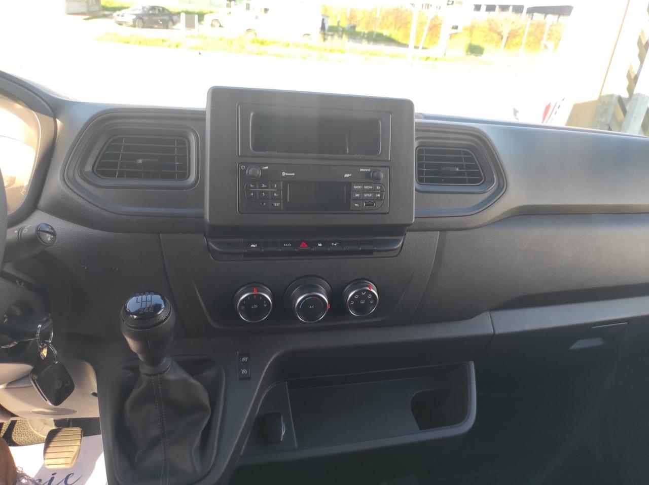 Renault Master T33 2.3 dCi 135 L2H2 Coibentato Iva Compresa