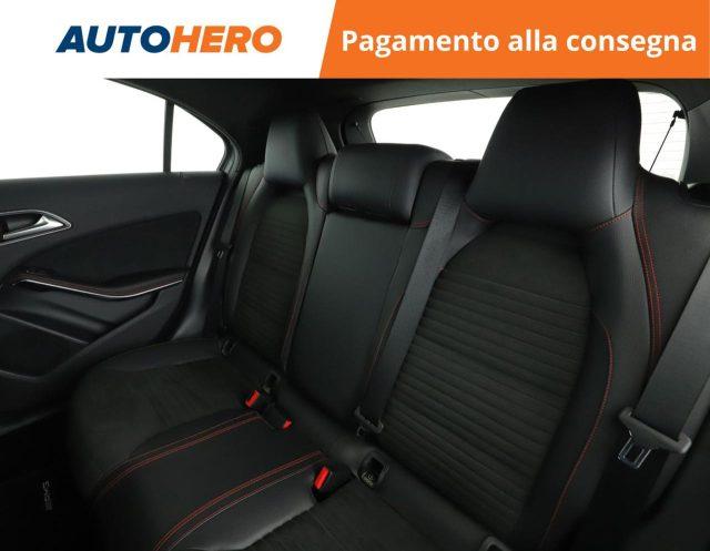 MERCEDES-BENZ A 180 d Premium