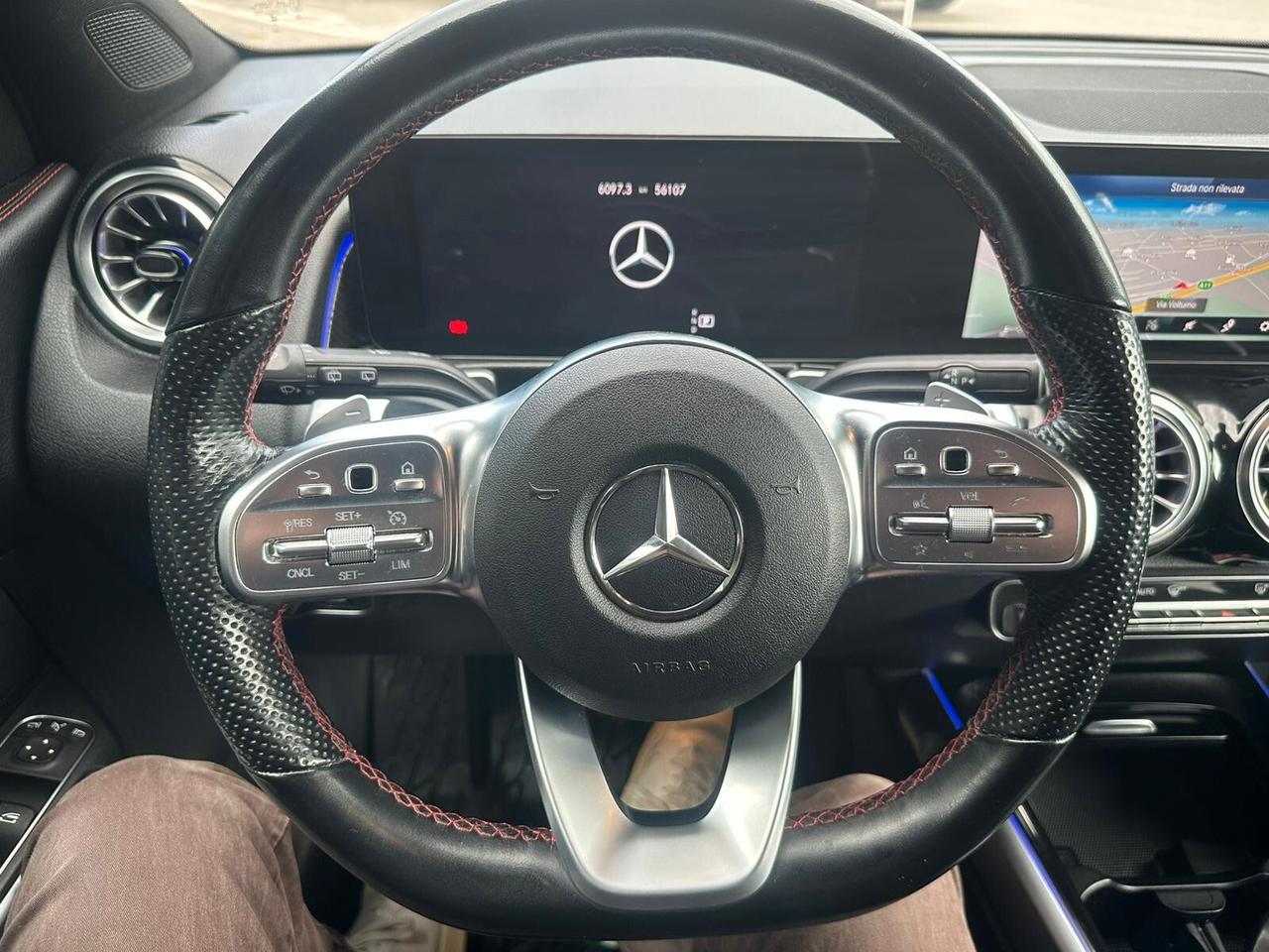 Mercedes-benz GLB 200 d Automatic 4Matic AMG Line Premium