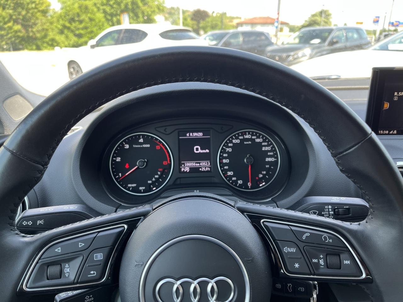 AUDI A3 BERLINA 1600 TDI 116 CV S.TRONIC