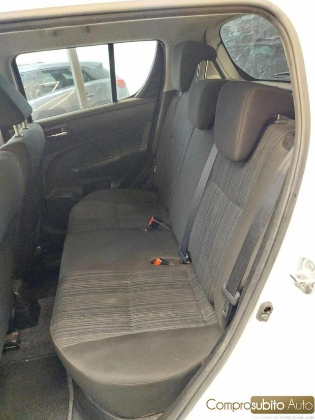 SUZUKI Swift 1.3 DDiS 5 porte B-Easy (Garanzia 12 Mesi)