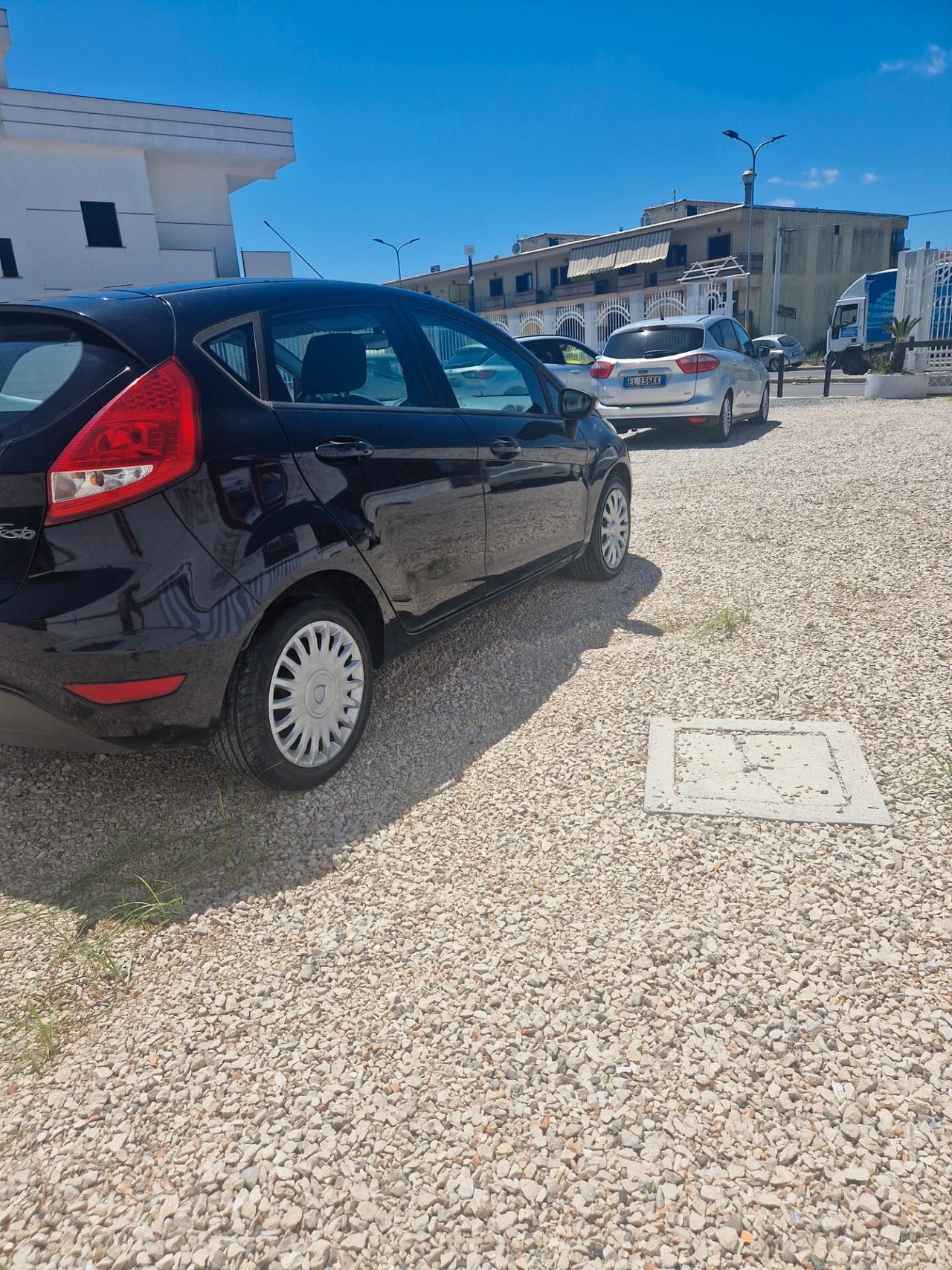 Ford Fiesta 1.2 82 CV 5 porte automatica 120000km