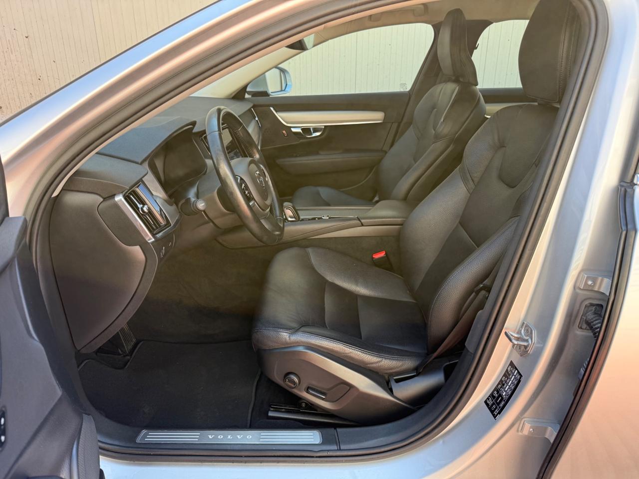 Volvo V90 B4 (d) Geartronic Momentum Business Pro