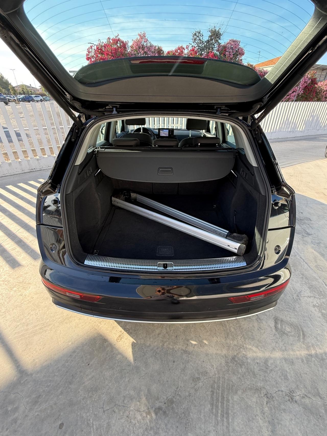 Audi Q5 30 TDI S tronic line plus
