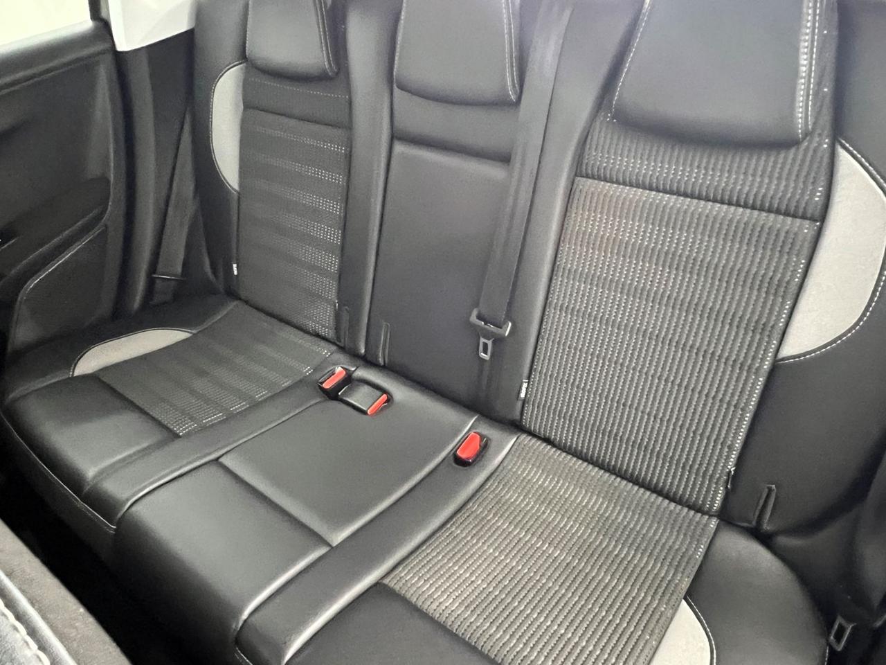 PEUGEOT 2008 1.6 bluehdi Allure 100cv