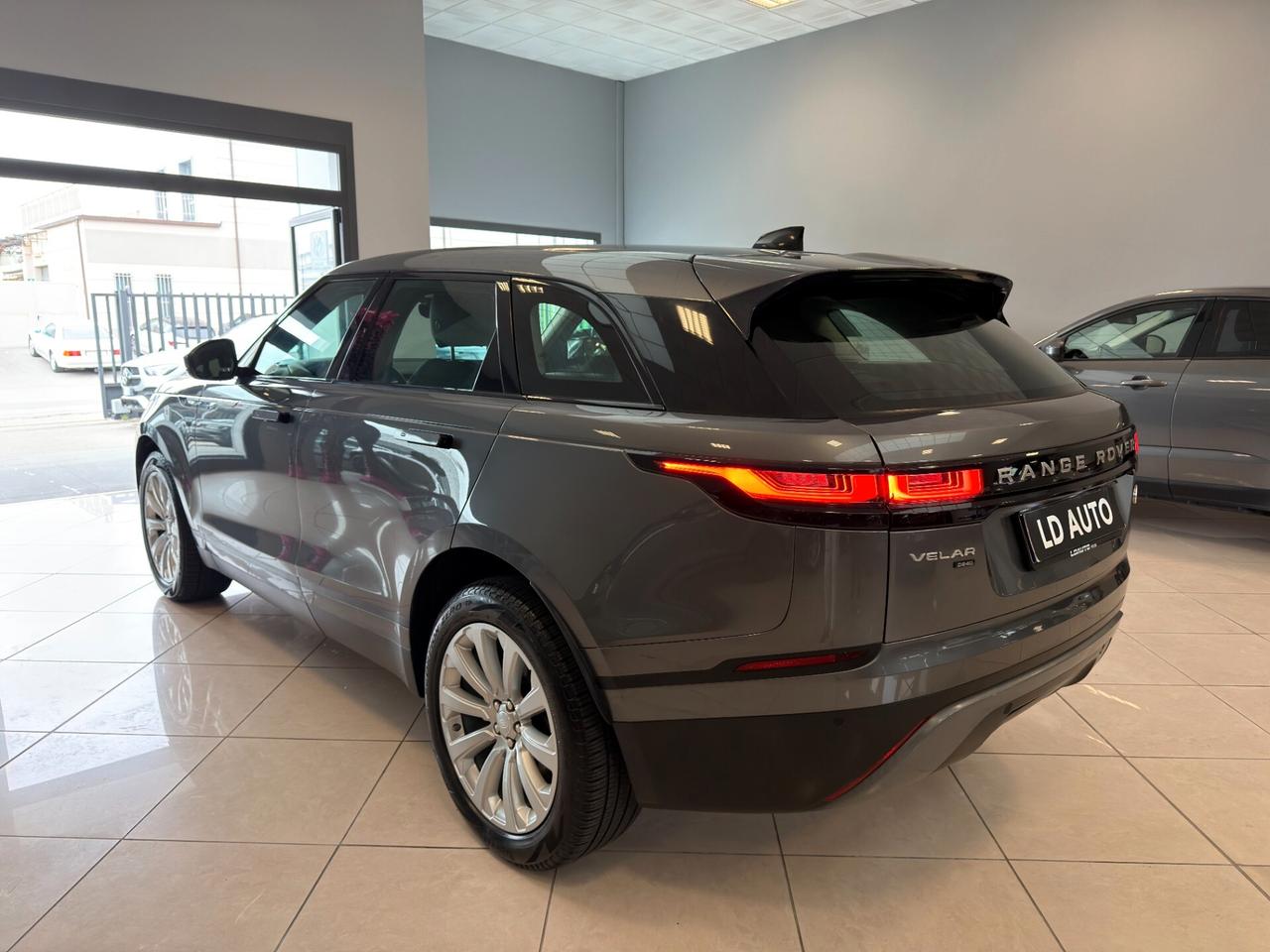 Land Rover Range Velar 2.0D I4 240 CV HSE
