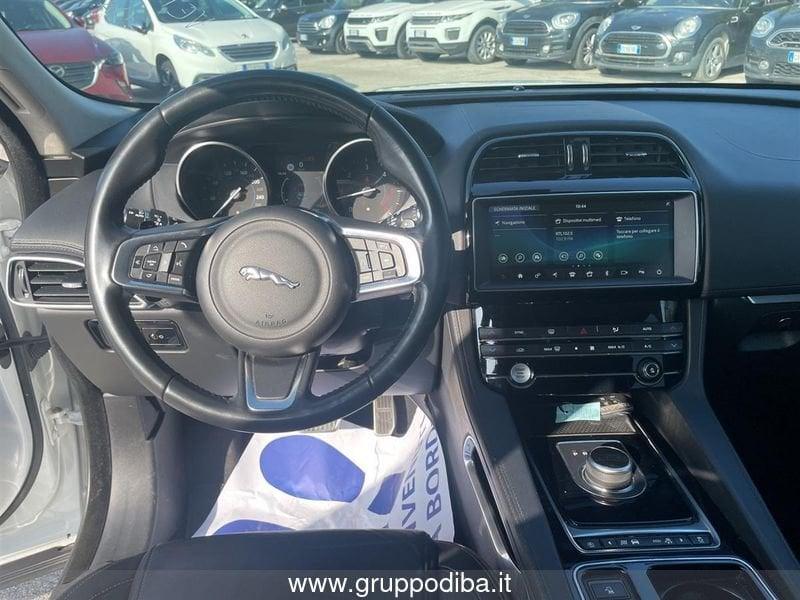 Jaguar F-Pace 2015 Diesel 2.0d i4 Prestige 180cv auto my19