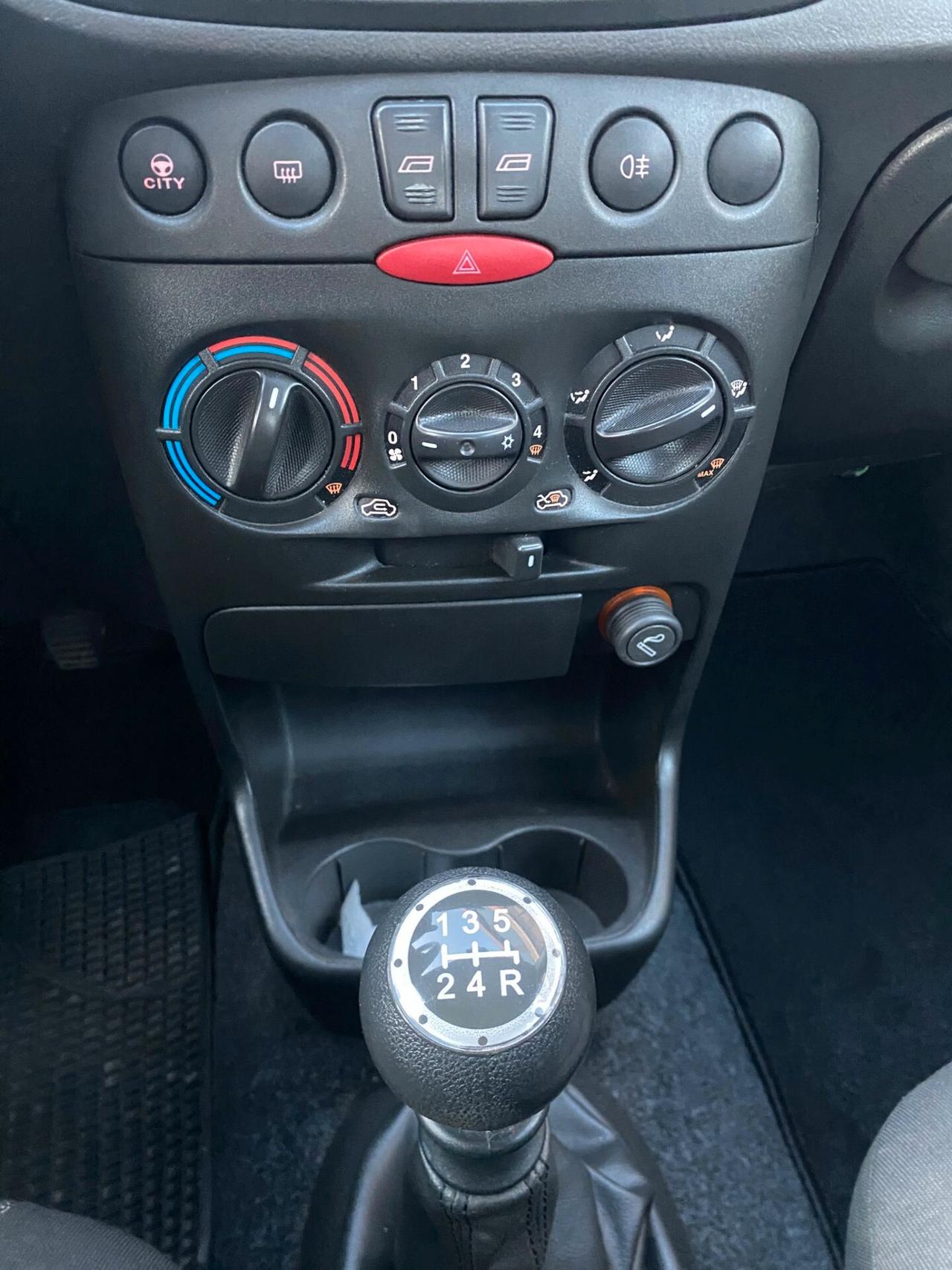 Fiat Punto 1.2 Benzina Euro4 CLIMA – NEOPATENTATI - GARANZIA