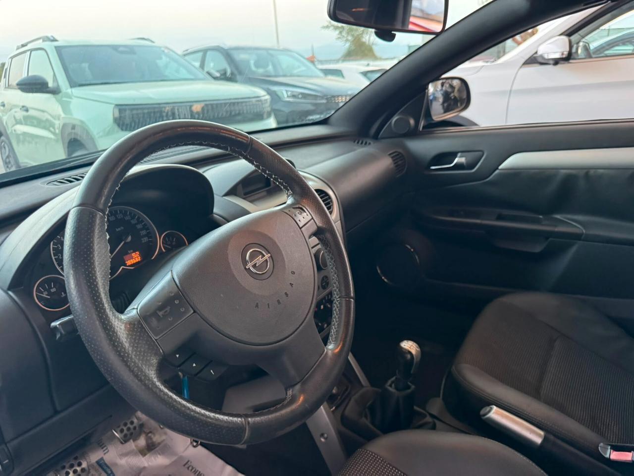 Opel Tigra TwinTop 1.4 16V Enjoy