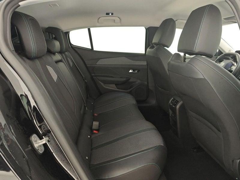 Peugeot 408 Hybrid 145 e-DCS6 Allure