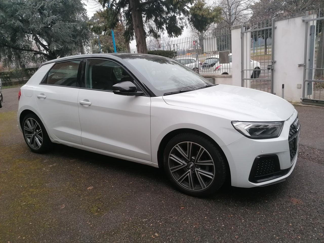 Audi A1 SPB 30 TFSI S line edition NEOPATENTATI