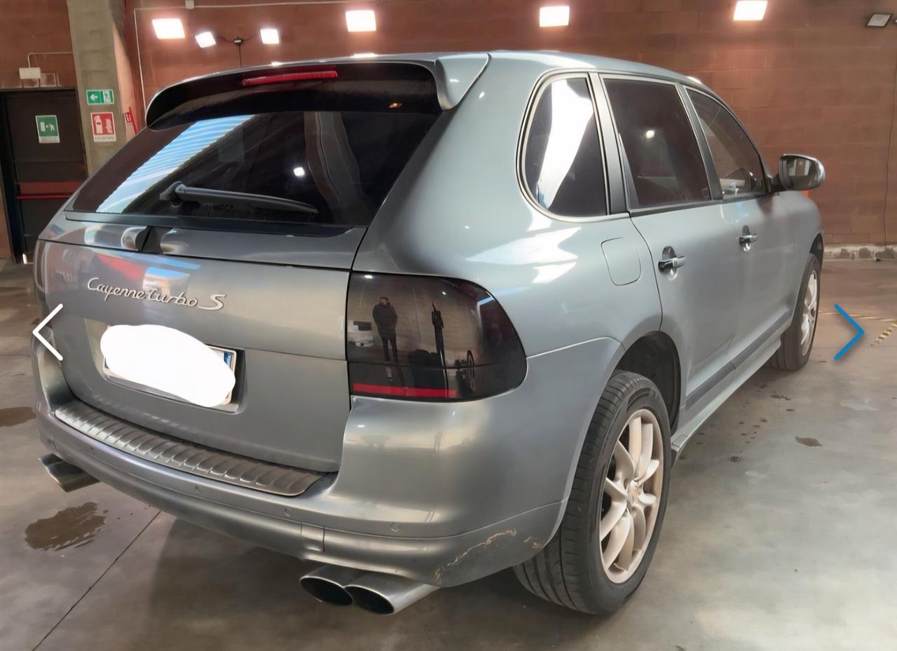 Porsche Cayenne 4.5 cat Turbo S 521cv