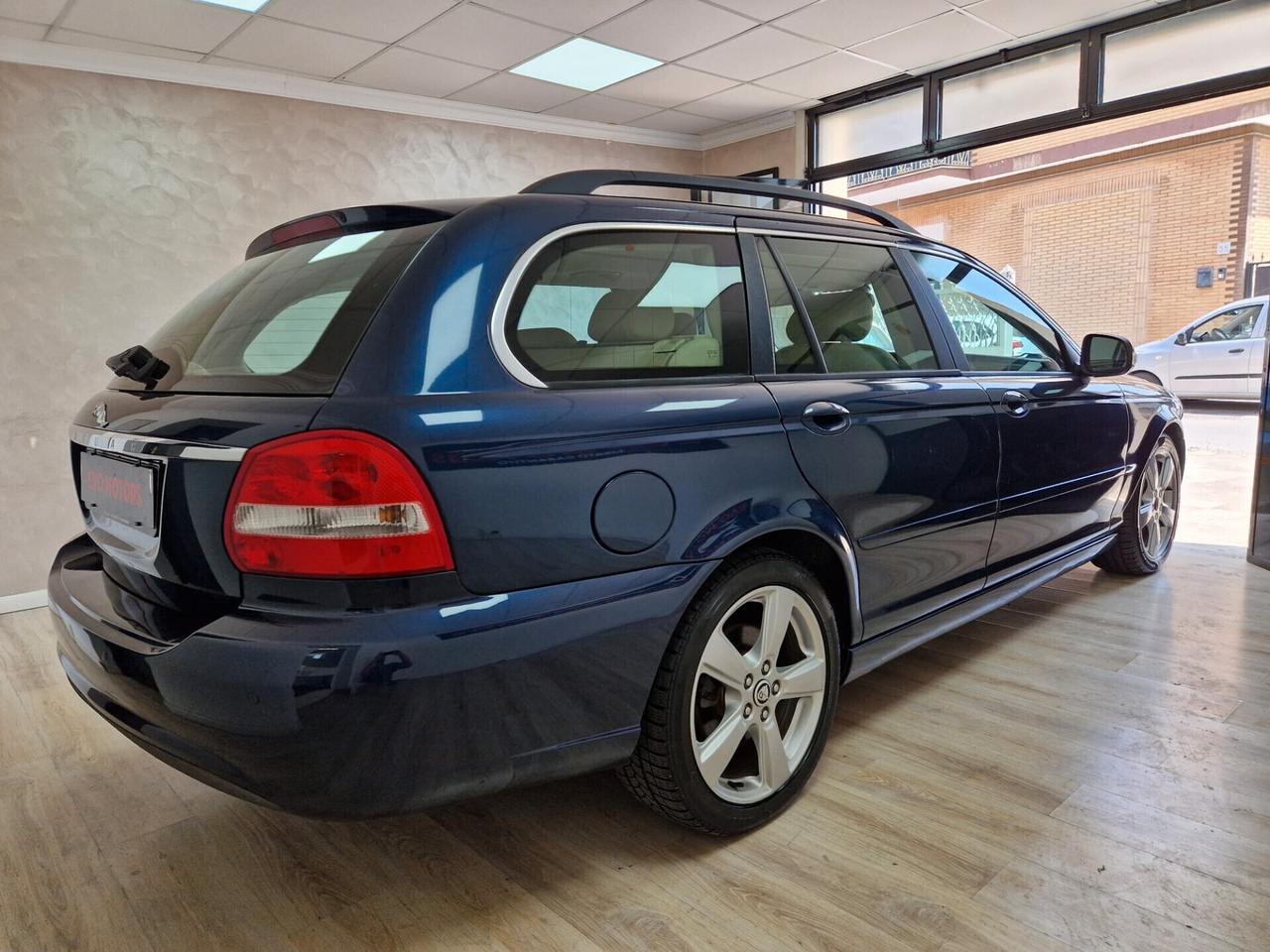 Jaguar X-Type 2.2 full optional automatica