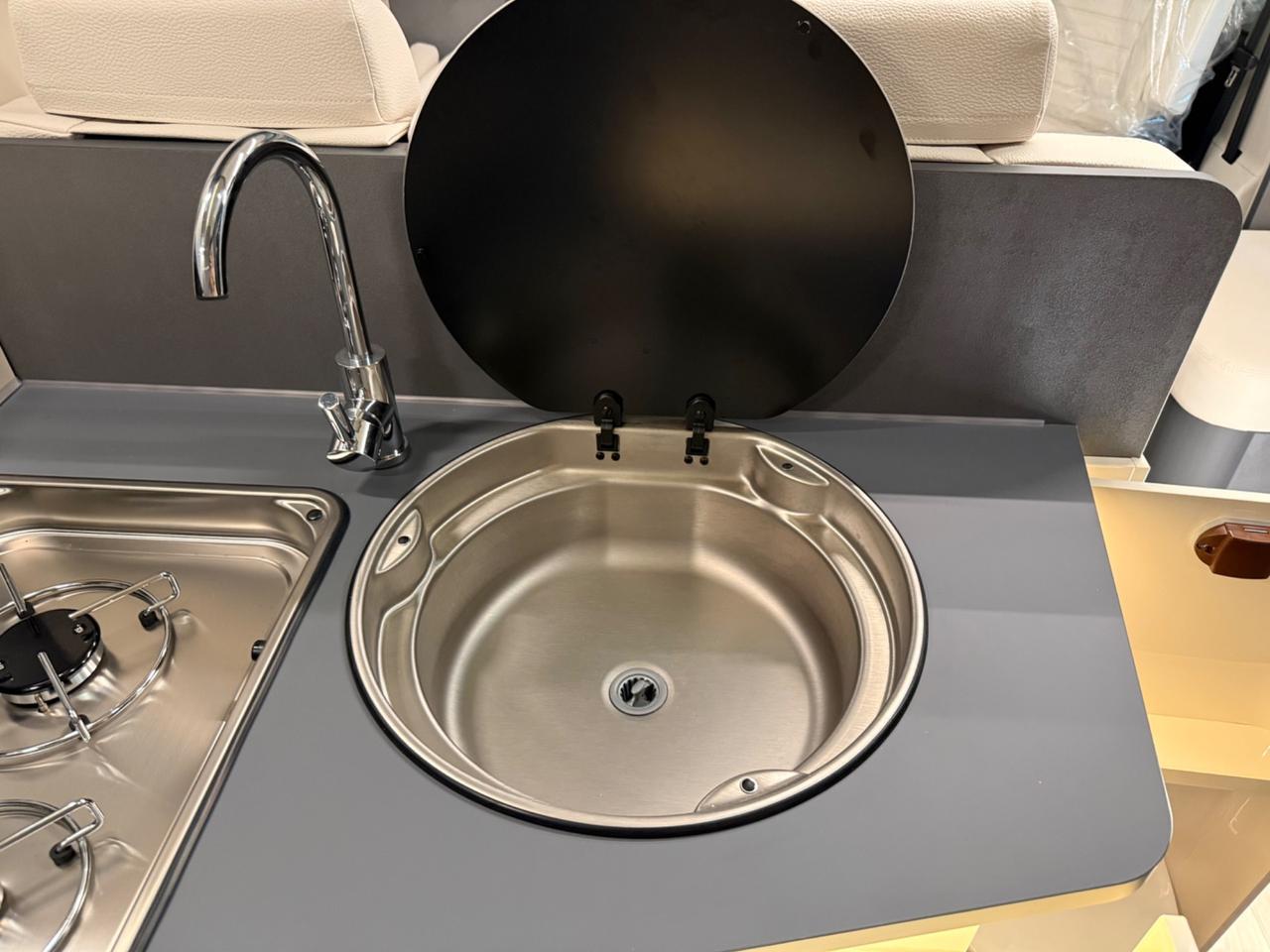 LAIKA KOSMO 409 L 7.40 4 POSTI OMOLOGATI