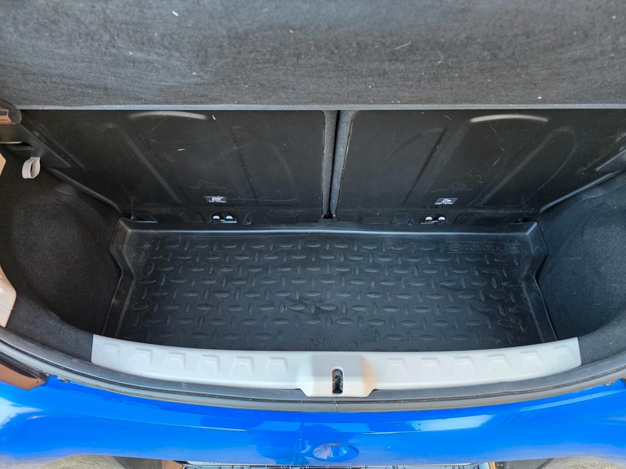 Toyota Aygo 1.0 VVT-i 72 CV 5 porte x-cite