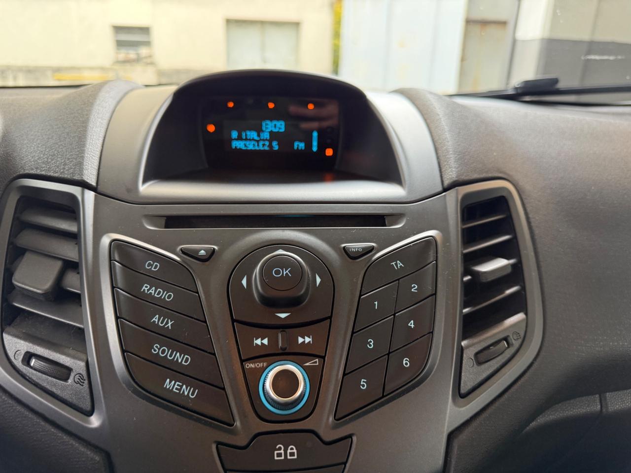 Ford Fiesta 1.4 5 porte Bz.- GPL OK FINO 2033