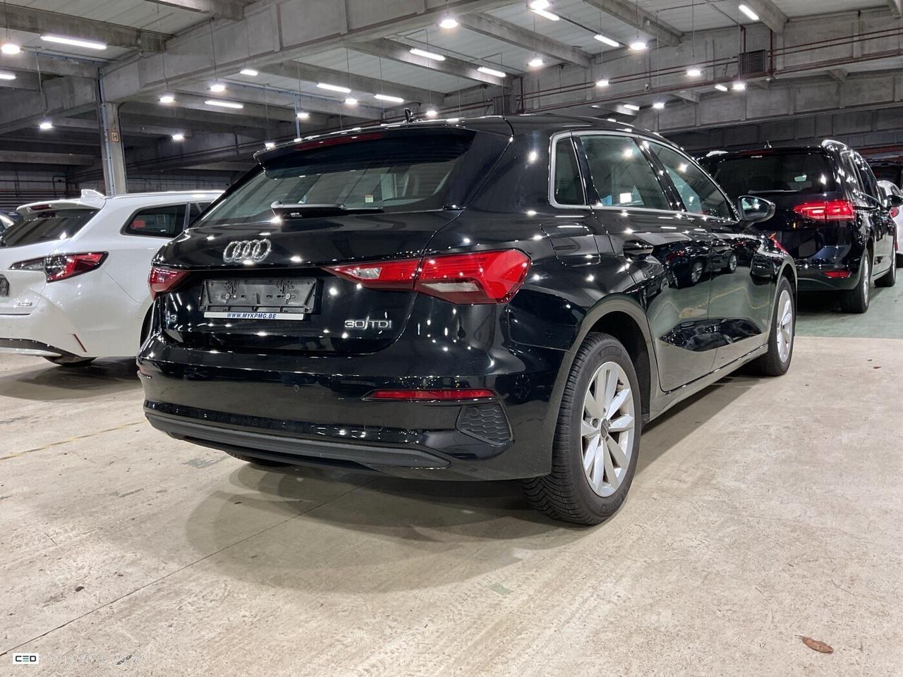 Audi A3 SPORTBACK 30 TDI 115CV 6M. BUSINESS ( COCKPIT - FARI LED PDC NAVI )