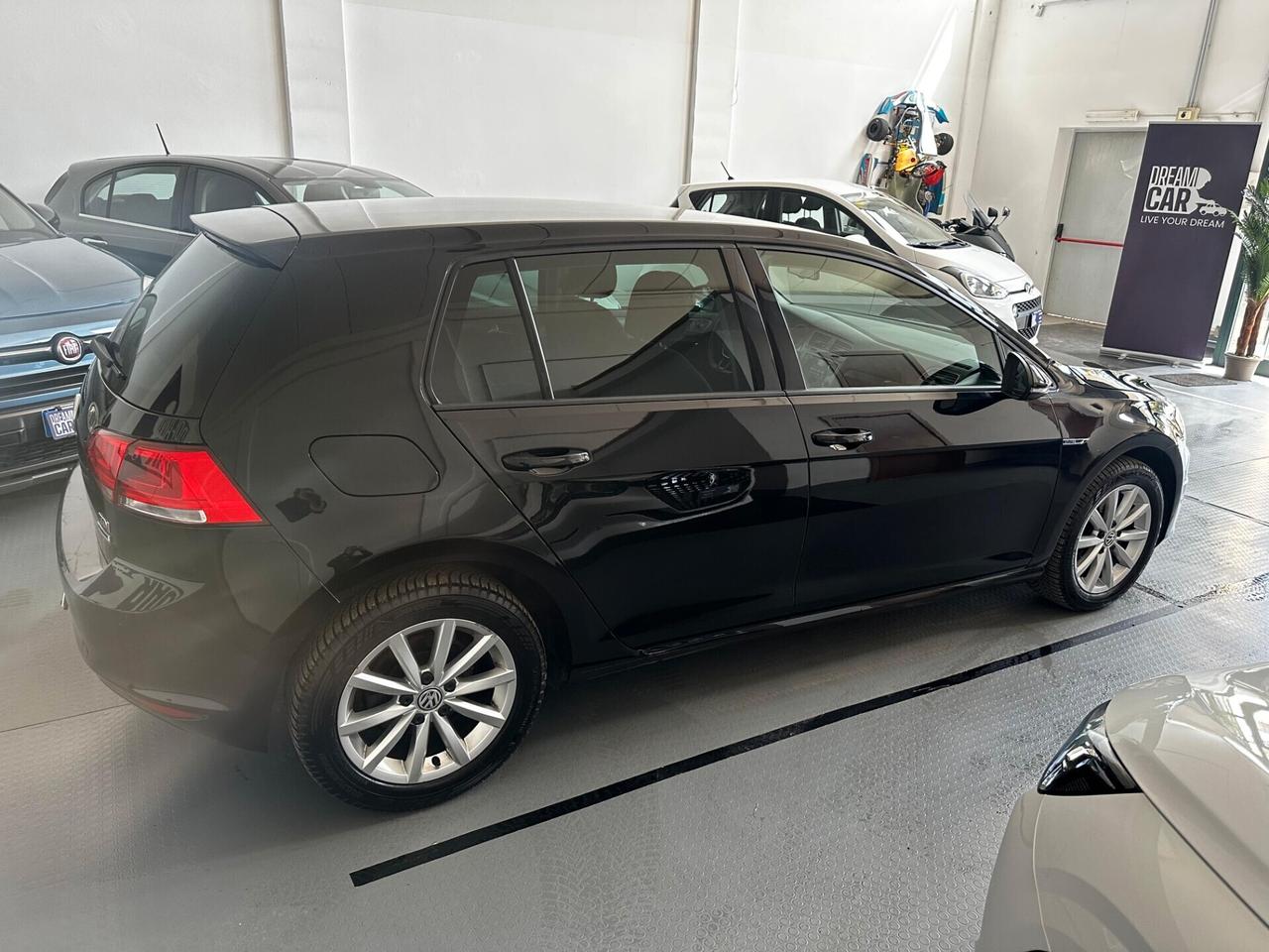Volkswagen Golf 1.6 TDI 110 CV 5p. Lounge BlueMotion Technology