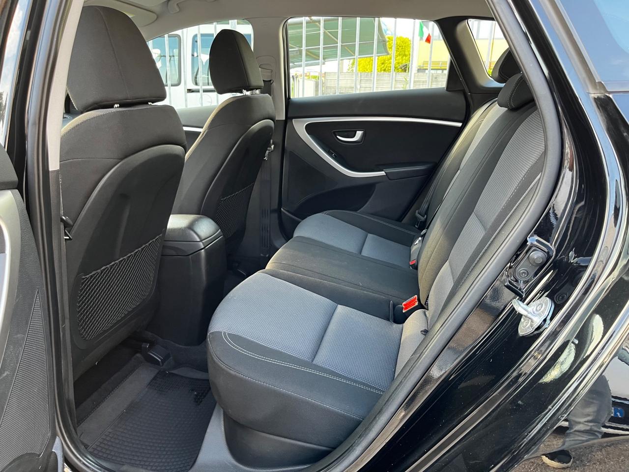 Hyundai i30 Wagon 1.6 CRDi 110cv OK NEOPATENTATI