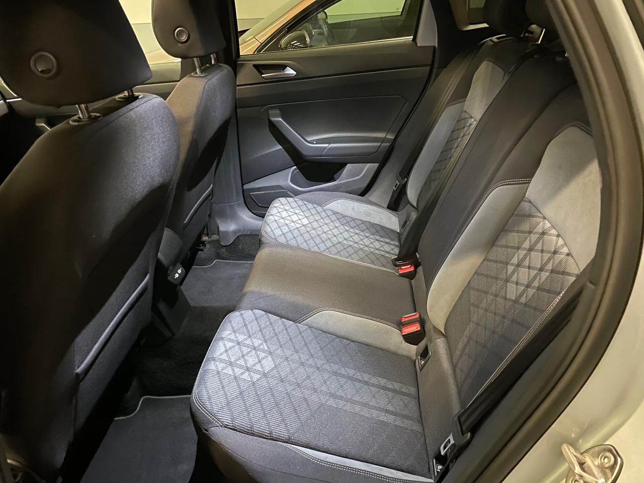 Volkswagen Taigo 1.0 TSI 115 CV R-Line