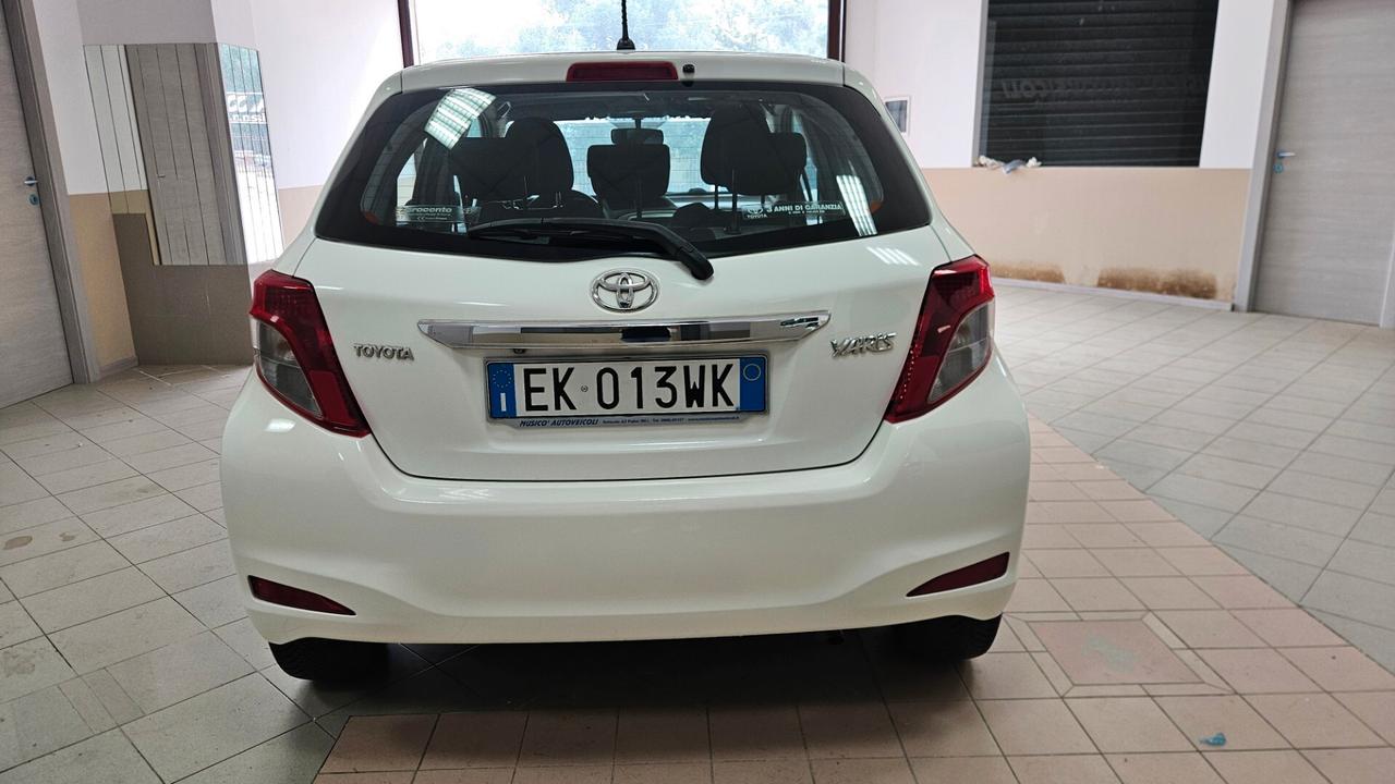 Toyota Yaris 1.0 5 porte Lounge
