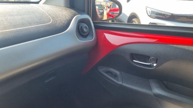 PEUGEOT 108 VTi 68 3 porte Allure