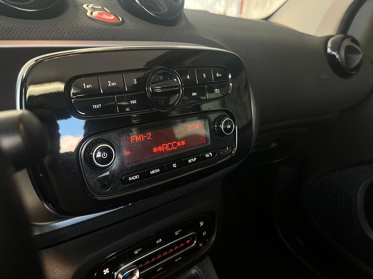 Smart ForTwo Cabrio 1.0 71cv AUT. Prime NEOPATENTATI