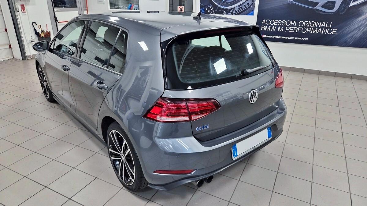 Volkswagen Golf GTE 1.4 TSI Plug-In Hybrid