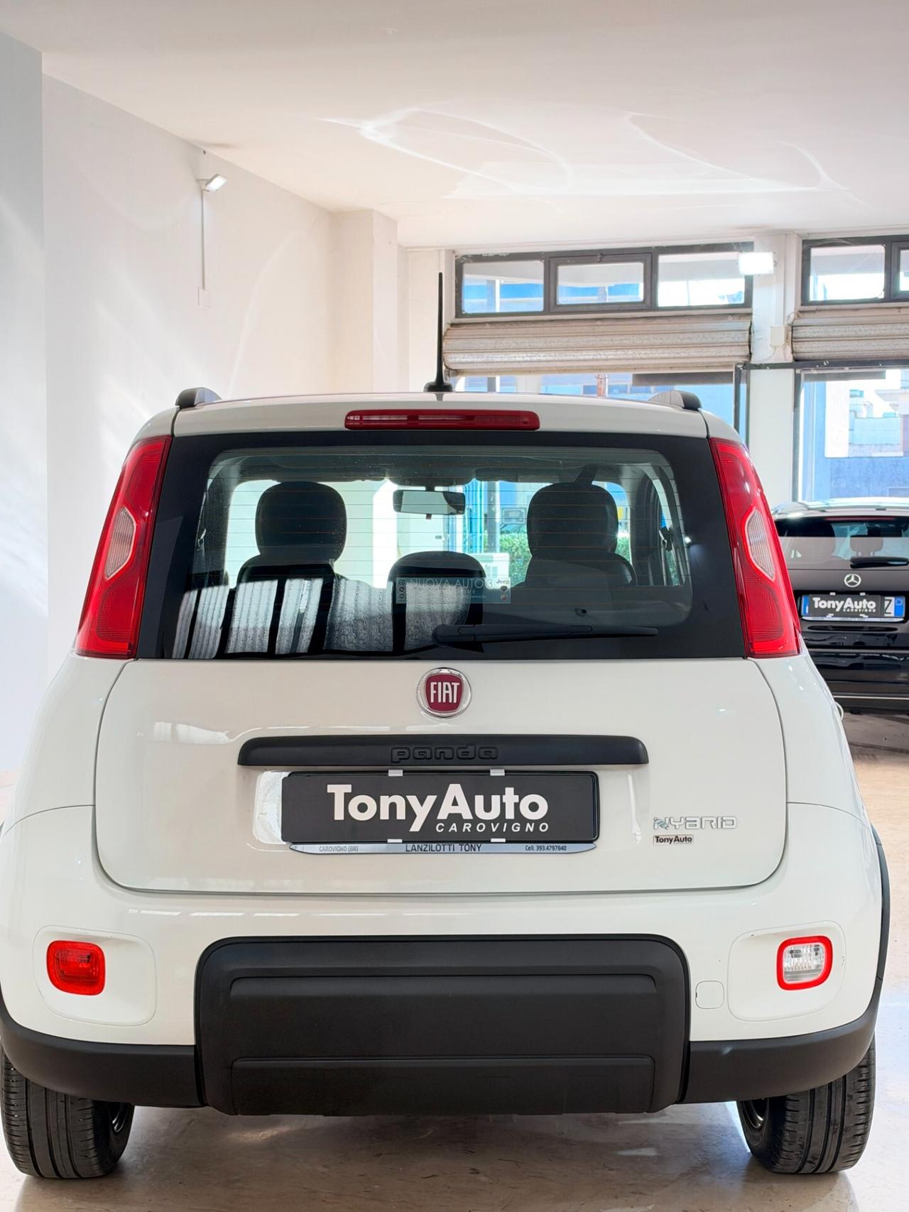 Fiat Panda 1.0 hybrid Easy Connect s adatta per NEO PATENTATI,BLUETOOTH,COMANDI AL VOLANTE,USB,SENSORI DI PARCH