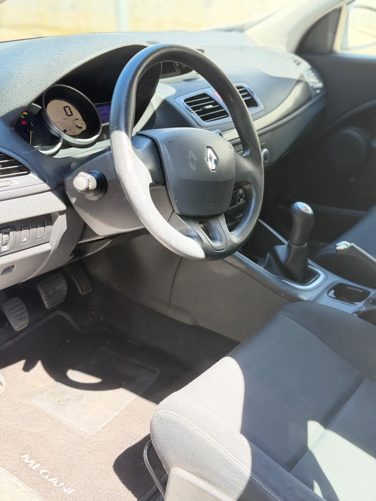 Renault Megane Mégane 1.5 dCi 90CV OK NEOPATENTATI