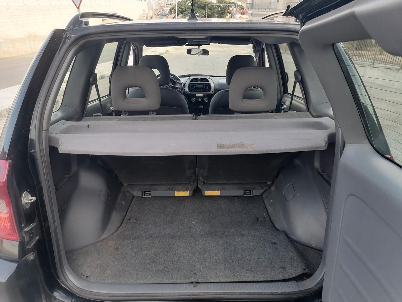 Toyota RAV 4 RAV4 2.0 Tdi D-4D 4x4 cat 5 porte