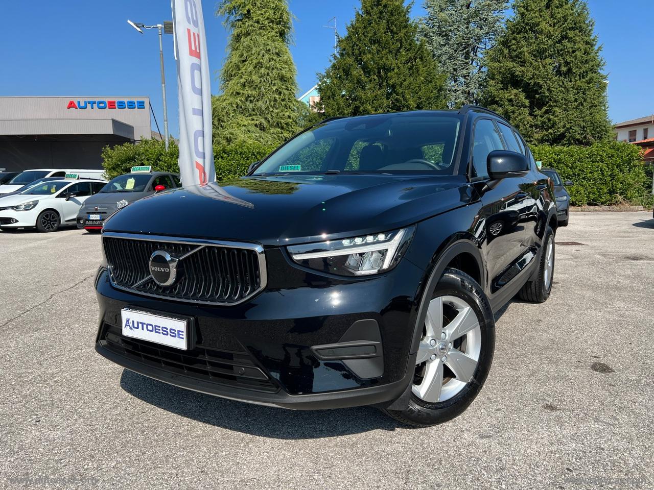VOLVO XC40 T2 automatico Essential
