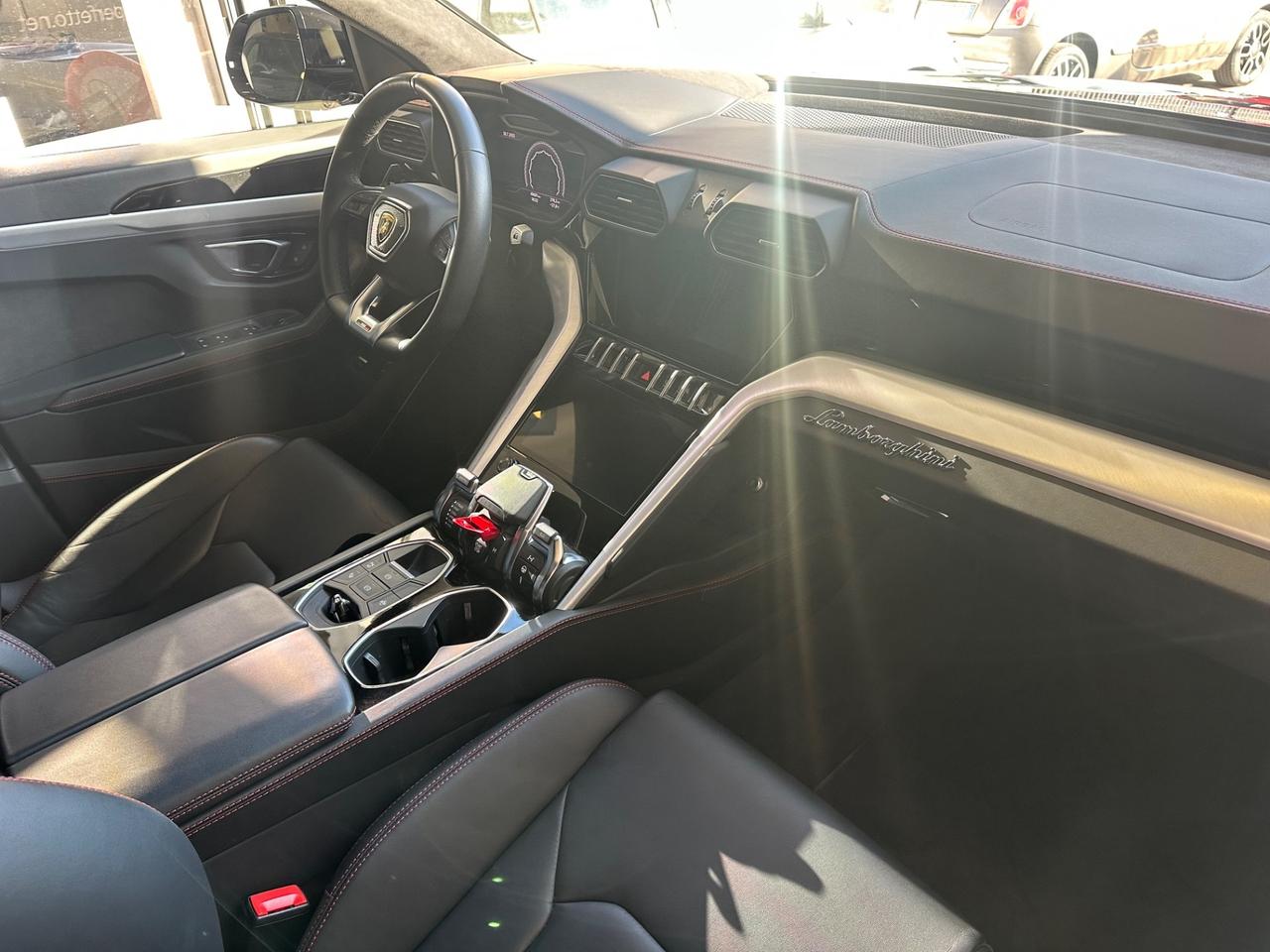 Lamborghini Urus 4.0 Pearl Capsule
