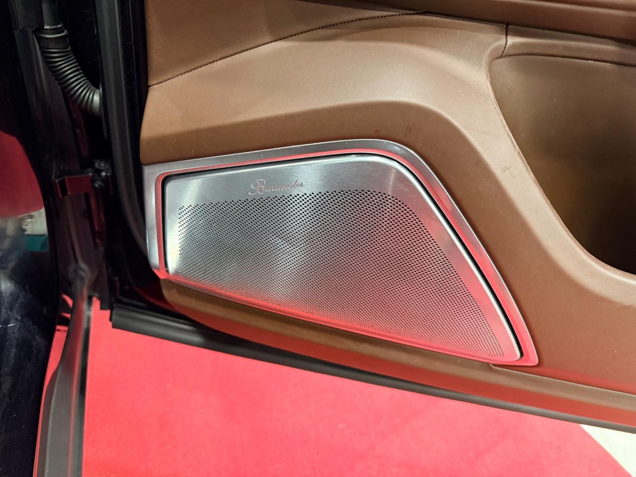 Porsche Cayenne 3.0 V6 1 PROPRIETARIO "BURMESTER"