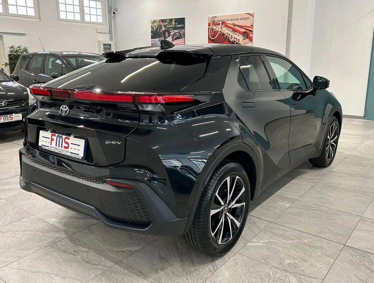 Toyota C-HR 1.8 Hybrid E-CVT Active