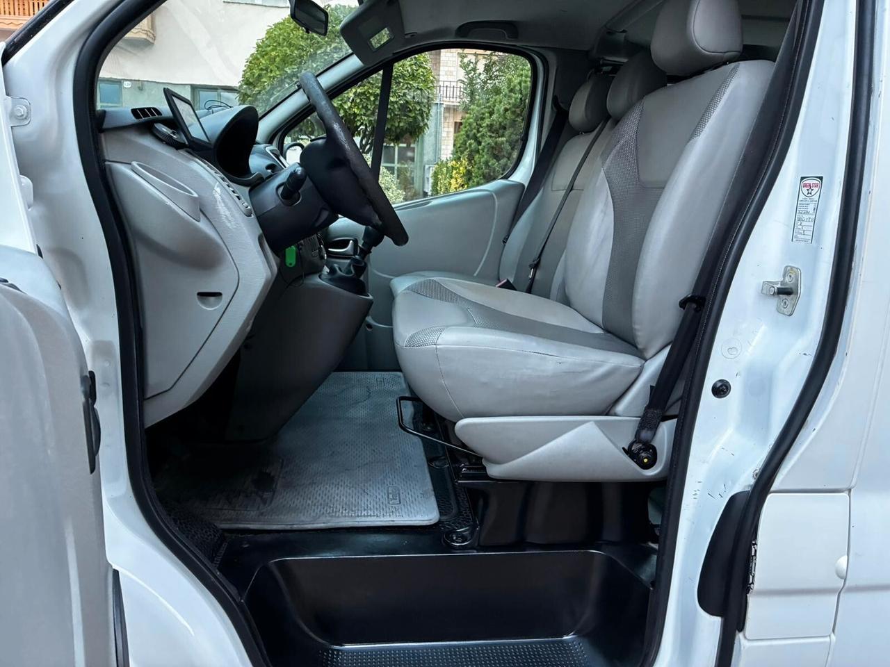RENAULT TRAFIC 9 POSTI 2.0 DCi 115CV 6M