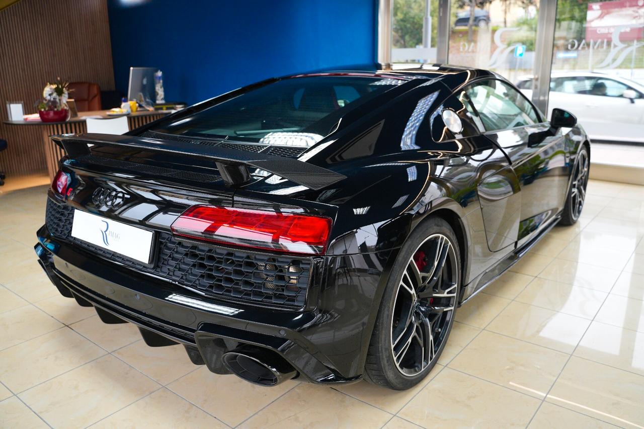 Audi R8 Coupé V10 quattro S tronic performance