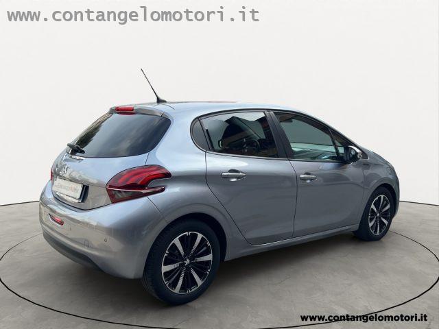 PEUGEOT 208 5p 1.5 bluehdi Signature s