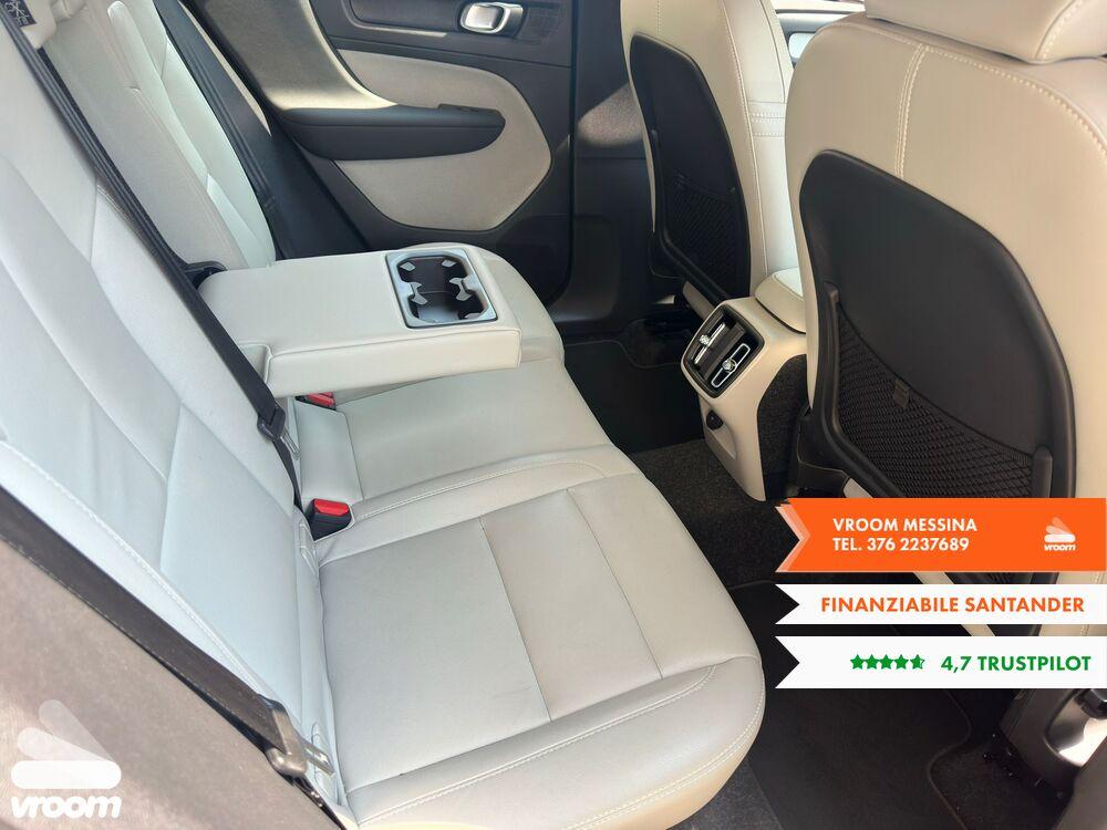 VOLVO XC40 (2017-->) XC40 T3 Momentum Pro