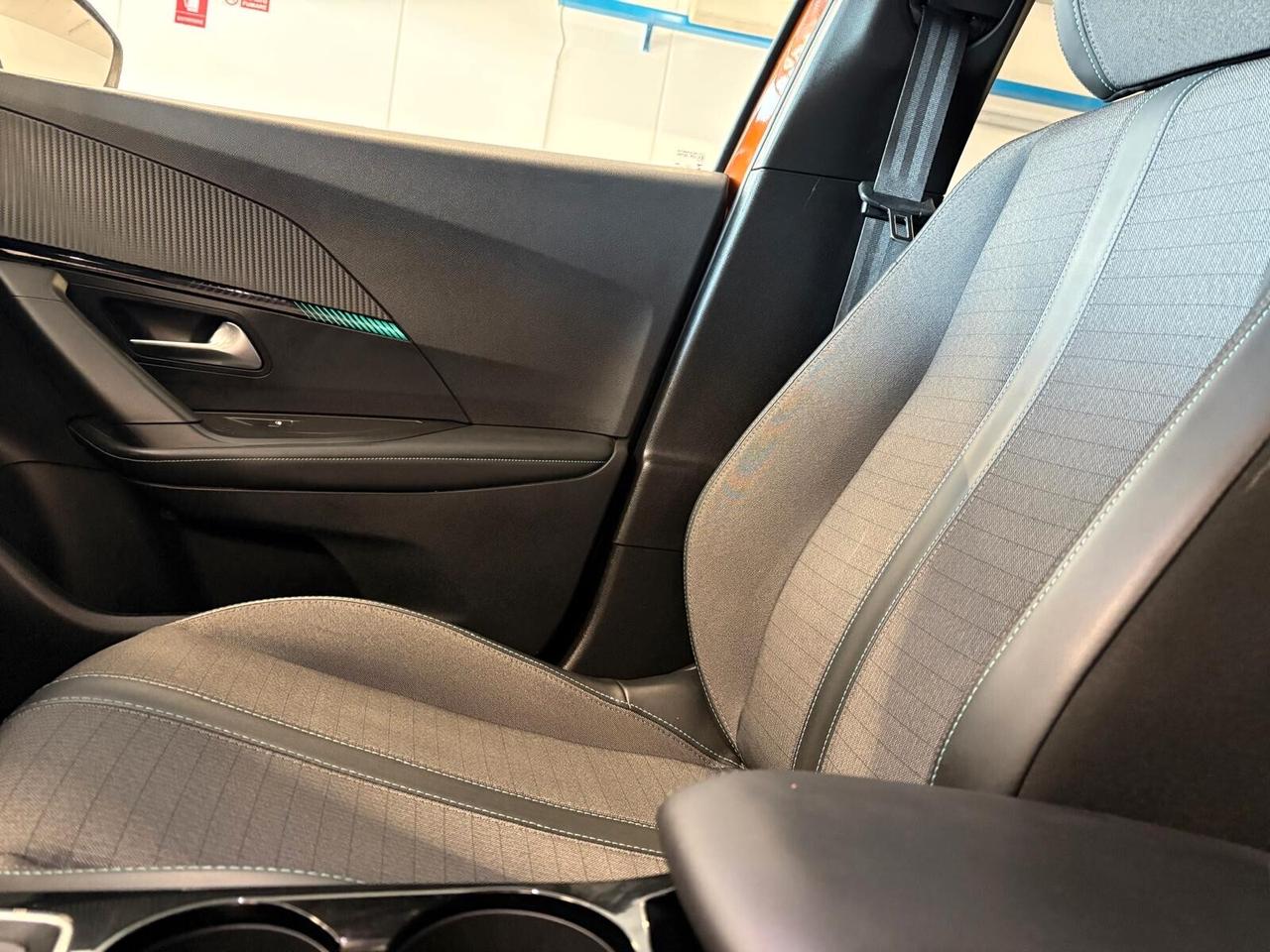 Peugeot 2008 ALLURE PACK PureTech 100 6mt SPOTICAR