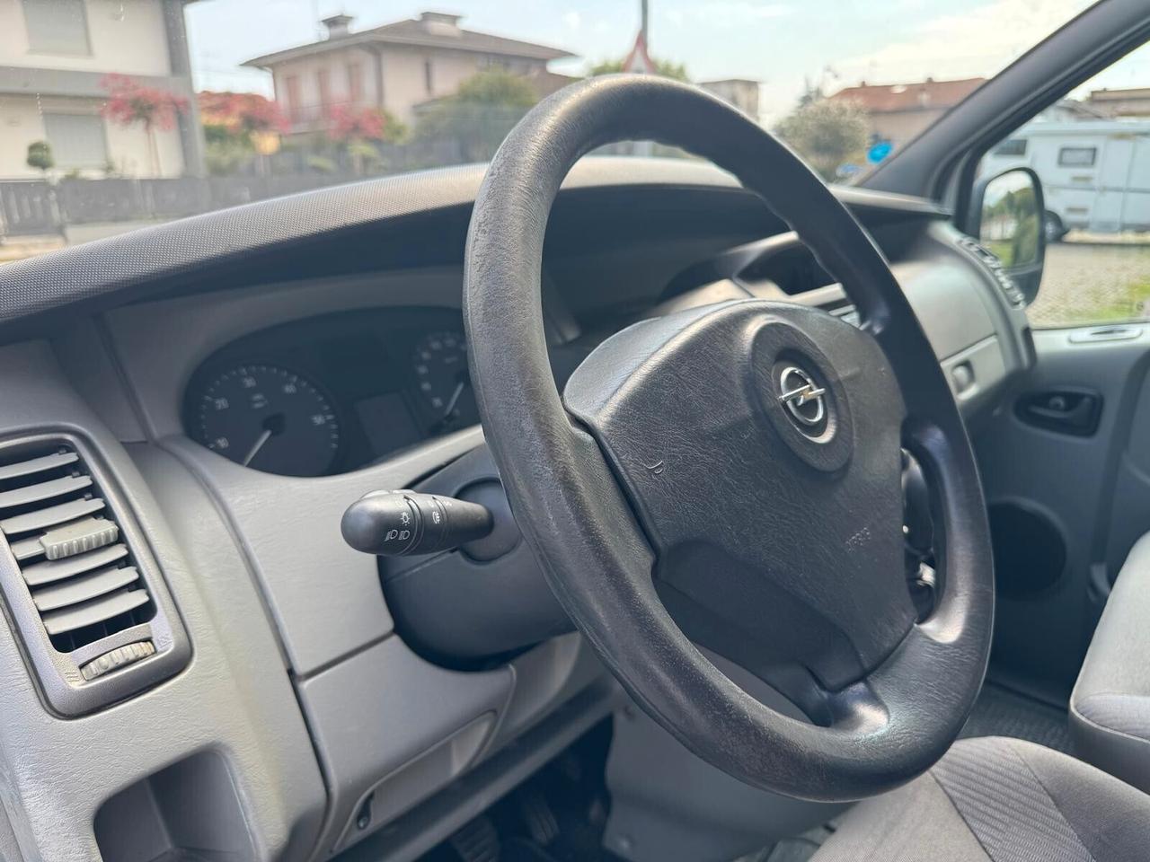 Opel Vivaro 27 2.0 CDTI 120CV PC-TN Combi 9 posti
