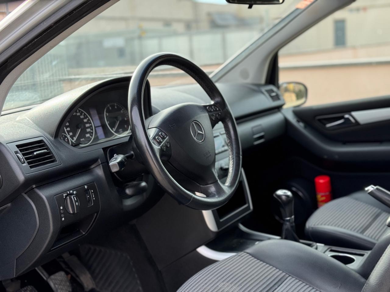 MERCEDES CLASSE A 150 BENZINA GARANZIA 12 MESI