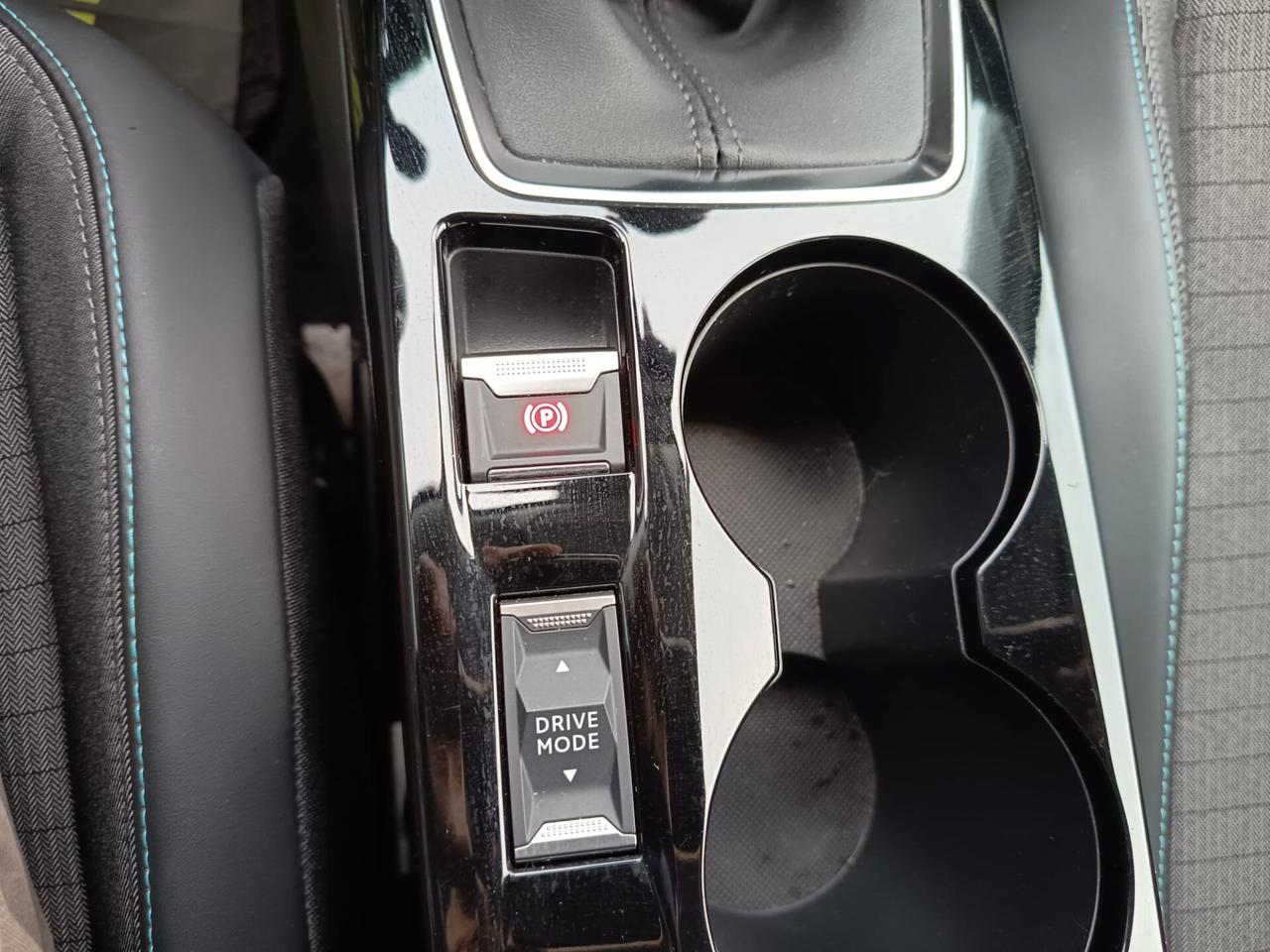 Peugeot 2008 PureTech 100 S&S Allure