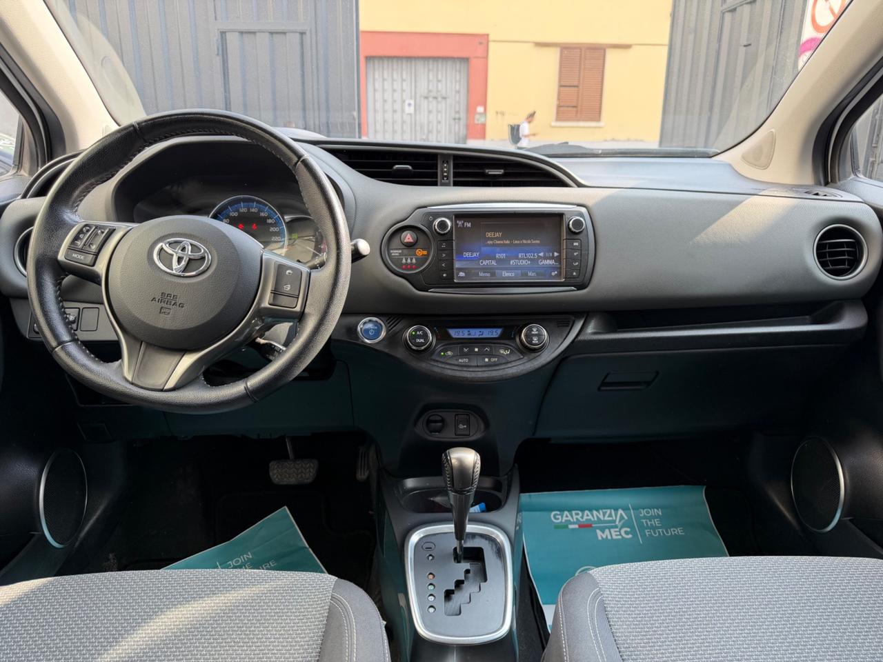Toyota Yaris 1.5 Hybrid Neopatentati Euro 6