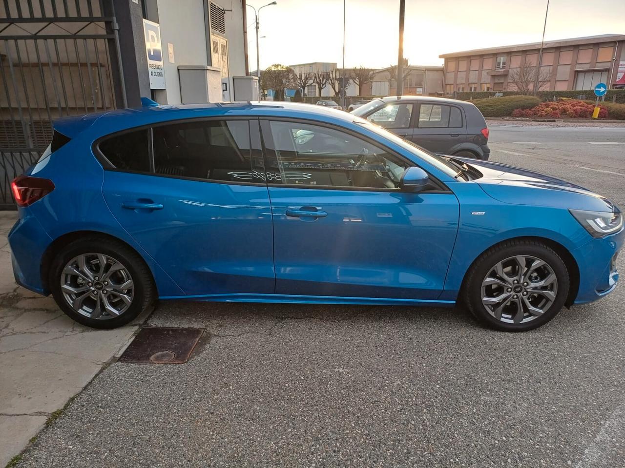 Ford Focus 1.0 EcoBoost Hybrid 125 CV Powershift 5p. ST-Line