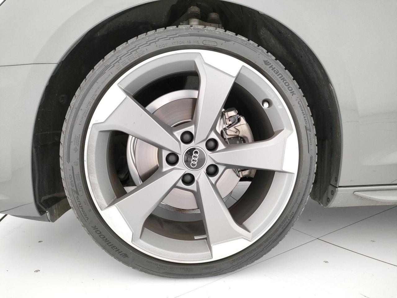 Audi A4 avant 35 2.0 tdi mhev s line edition 163cv s-tronic